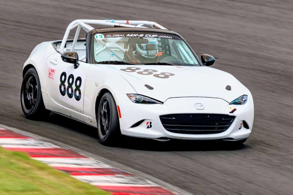 MX-5CUPカー